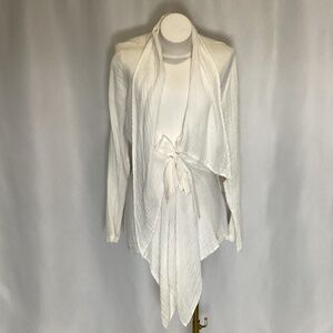 892. Pink Lotus White Gauze Tie-Front Coat NWT  Size Medium